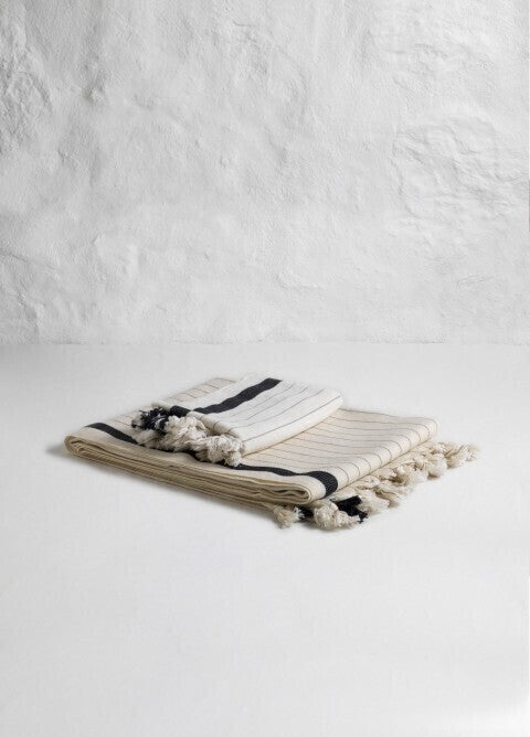 Loom.ist Natural Turkish Towel - Natural/Bold Black Stripe on Edge